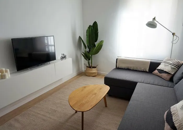 Chic - C/ Lauria - Centro Ciudad 龙达