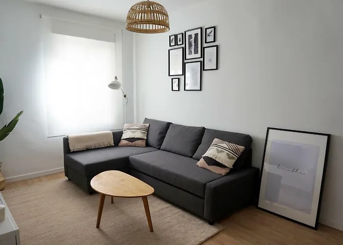 Chic - C/ Lauria - Centro Ciudad *